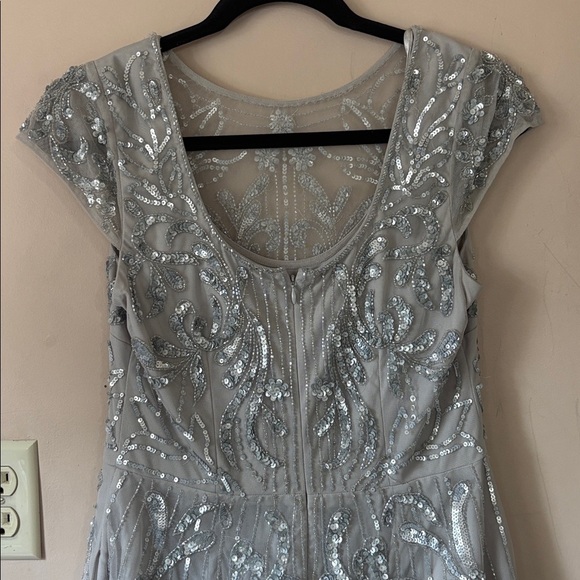 Aidan Mattox | Adrianna Papell Silver Beaded Short Sleeve Dress Size 6 - Picture 11 of 13